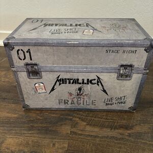 Metallica Live Shit: Binge & Purge Box Set ,VHS, CDs,Complete-LIKE NEW Condition